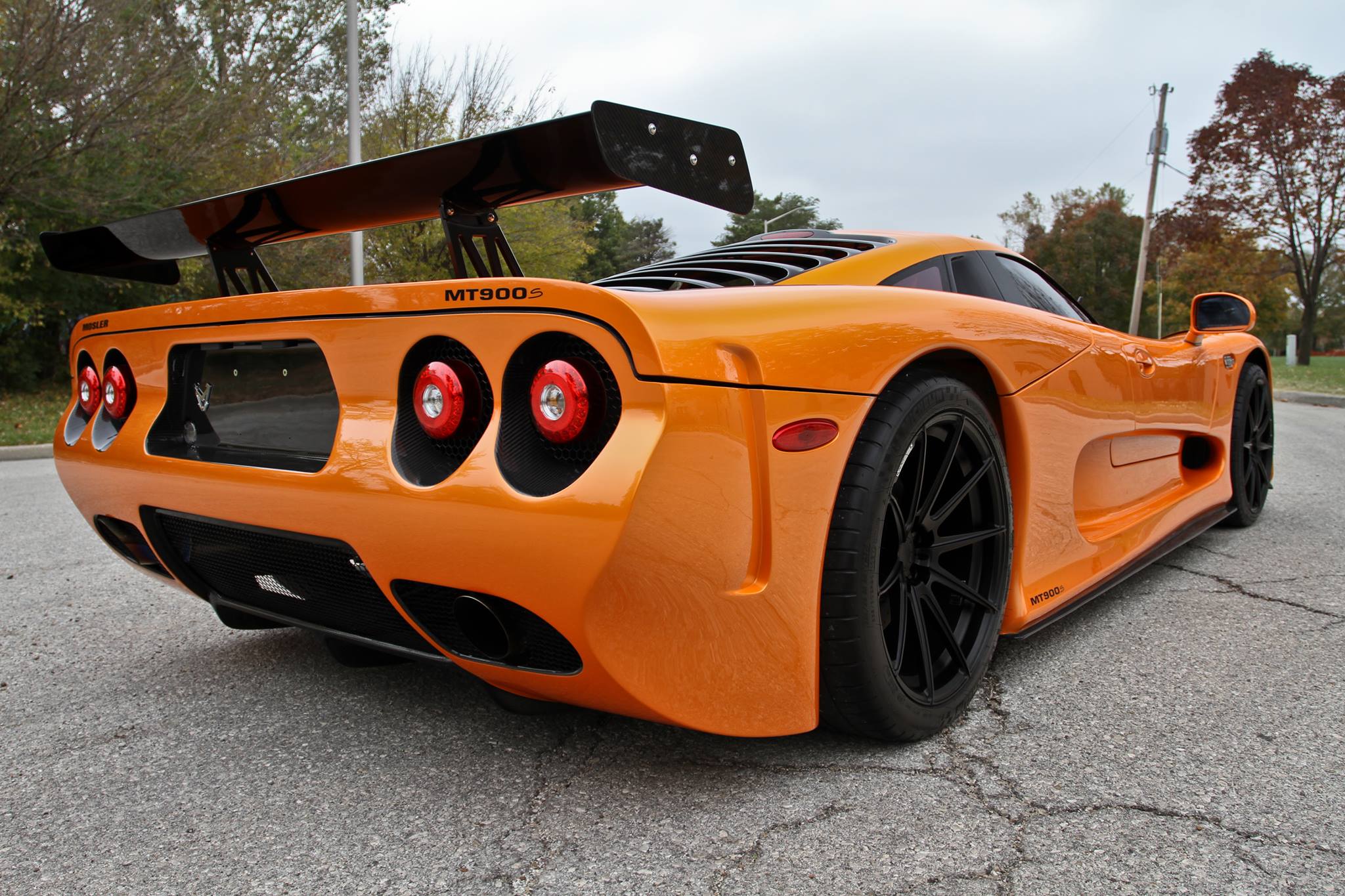 Mosler mt900 GTR XX Land Shark